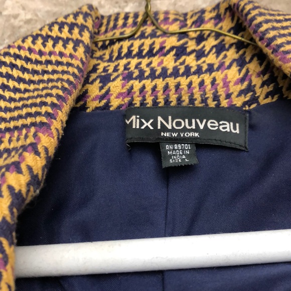 Jacket - Picture 4 of 4